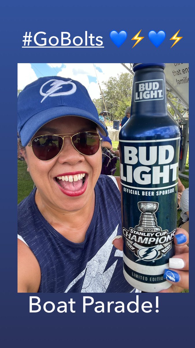 Happier times before I got drenched from the rain.  Lol 
#GoBolts  #BoltsBoatParade #stanleyTweets #StanleyCup