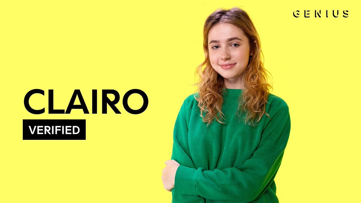 1xen23's tweet photo. my fatass thought this was clairo https://t.co/tB86vIV2Lg