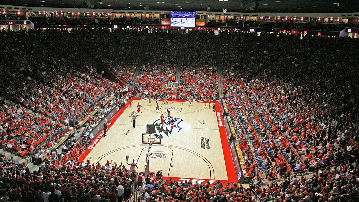 hooplikec's tweet photo. Blessed to receive a offer from The University of New Mexico @JFKimballBBall @Dallas_Showtyme https://t.co/Vt1ffMPLR6
