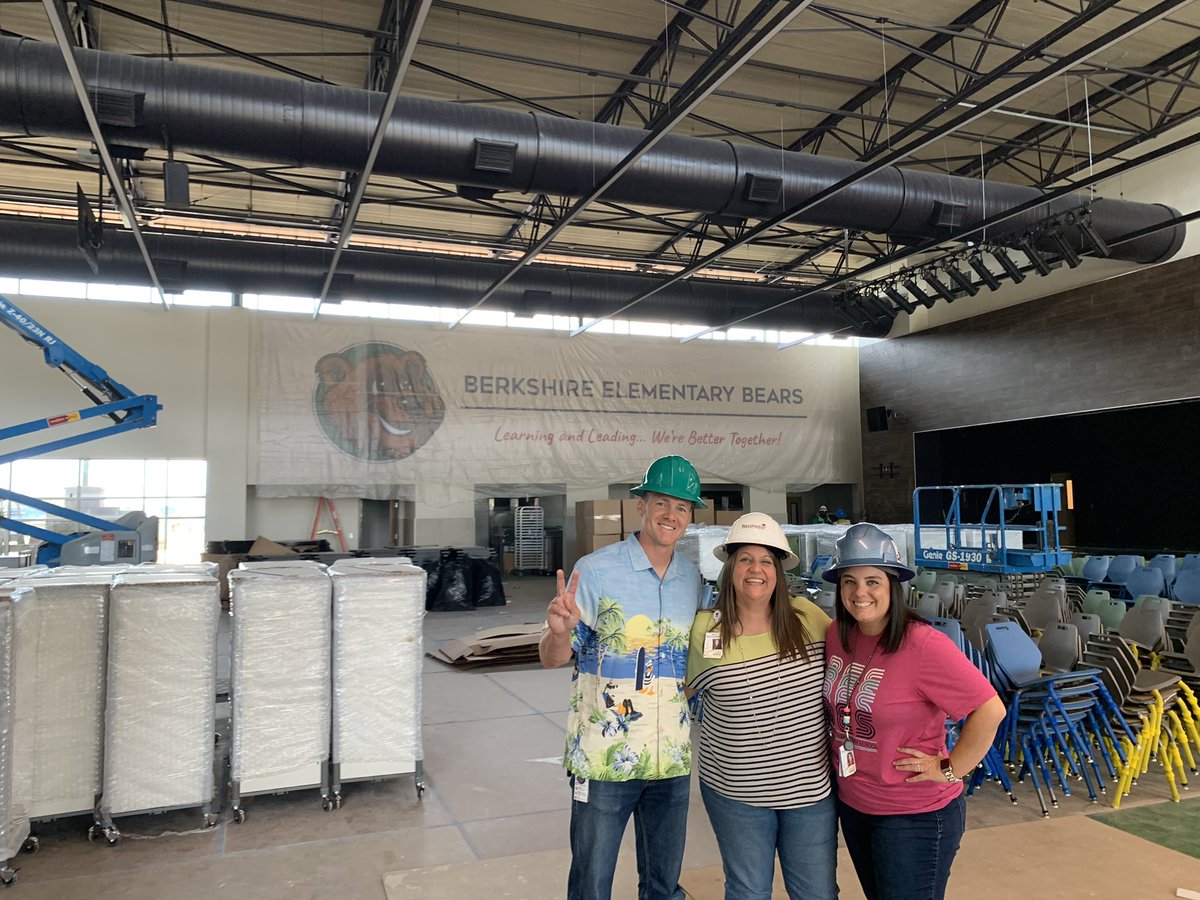 We’re back…and the building progress is AMAZING! #NISD1stDay2122 #berkshirebears #bettertogether