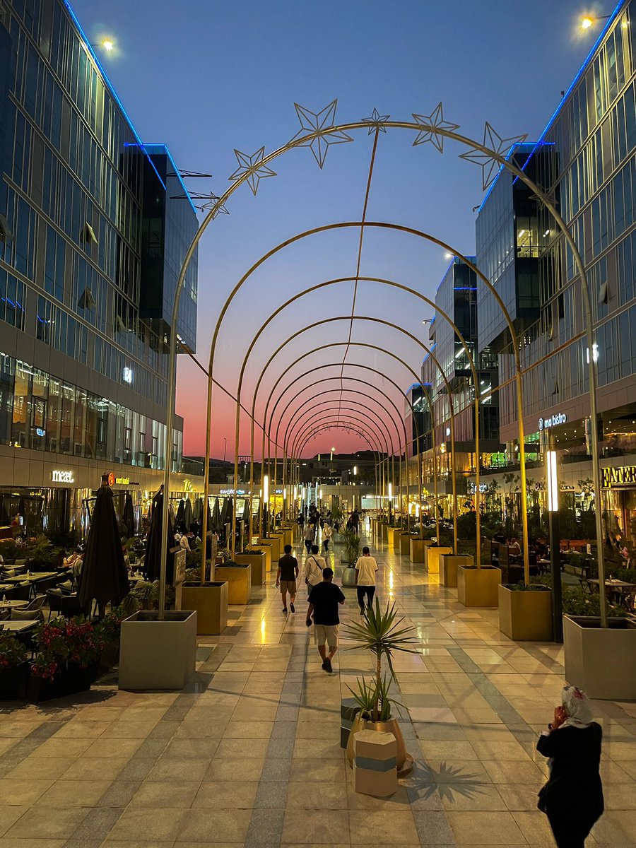 ثريد عن اجمل الاماكن بالقاهره 🇪🇬 المسلسل من Golden Places Golden