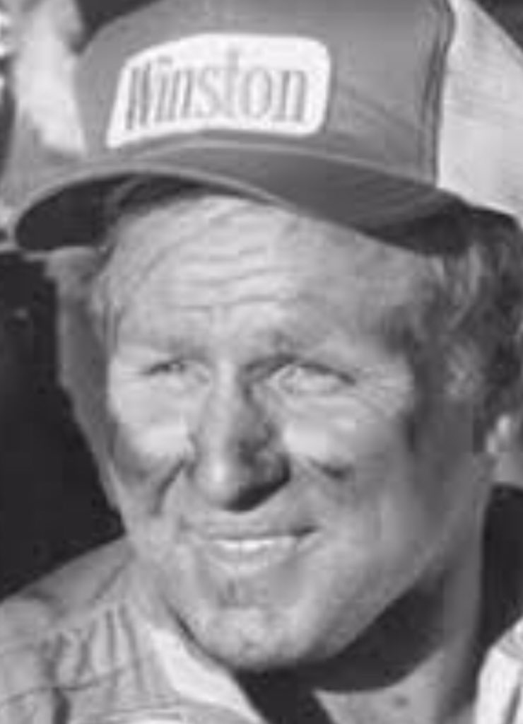 JayGuest3's tweet photo. @BSpringsJames @JedBlackwell @DaleJr Inspiration for Cole Trickle #GreaseFace https://t.co/nVDQtI6hhr