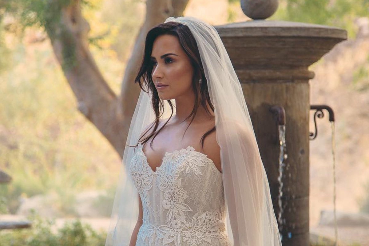 sncaffee's tweet photo. Me when Michael A said he’d go all out if they were doing drag #BacheloretteABC https://t.co/JMOcclWibG
