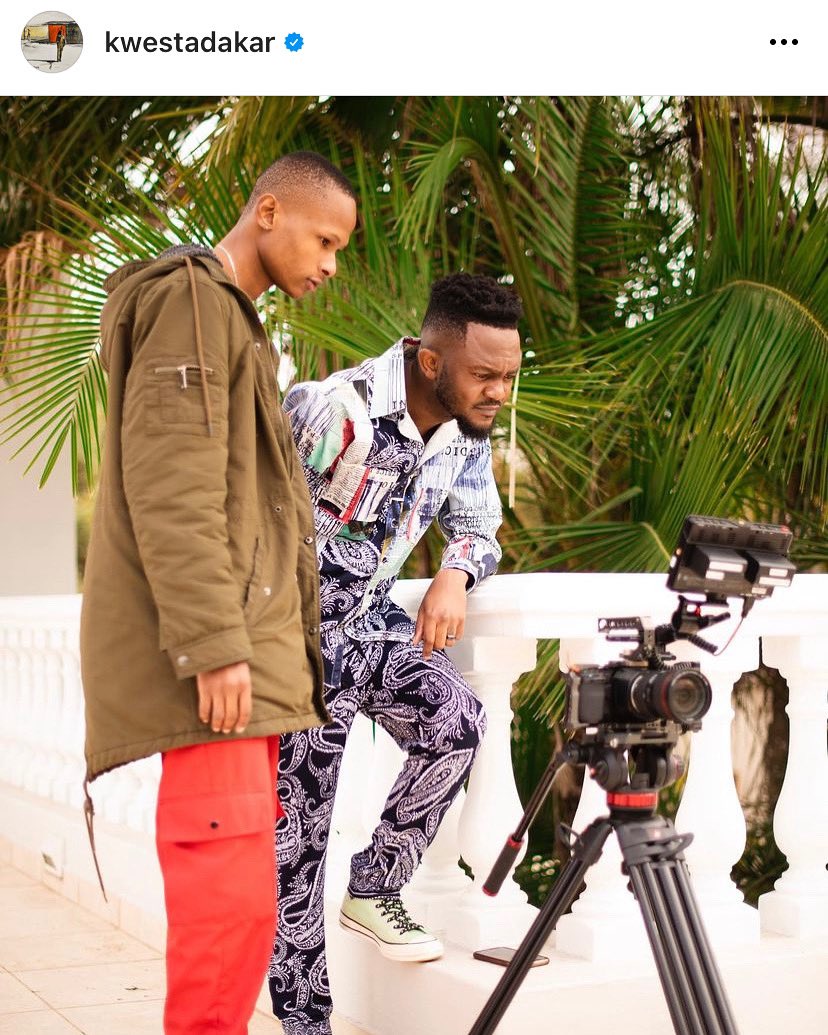 OnkabetseHlongw's tweet photo. Shut Up & OperateβΌοΈ
Cc @KwestaDaKAR
#WayWardVisuals https://t.co/hCSIYIdbKk