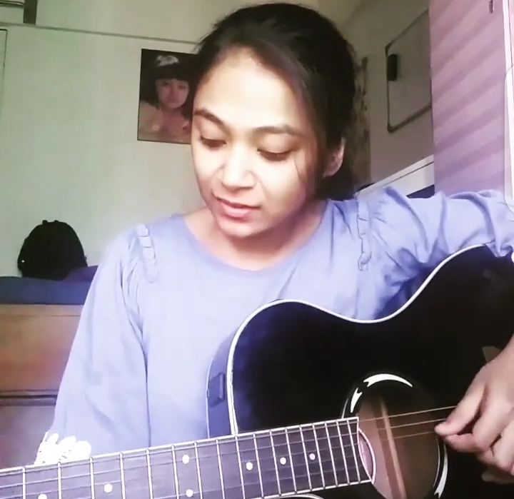 ApnaNewsAayega's tweet image. #Exclusive 
#RealVoice
#VoiceModulation

#ShreyaPhukan the real voice of the female versions of #RishtaTeraMera is a singer from Assam.

Shreya has given soul to RTM and we appreciate and thank her for giving her voice to the song❤️

#ApnaTimeAayega
#AurrishtAsAnidita
#RTM