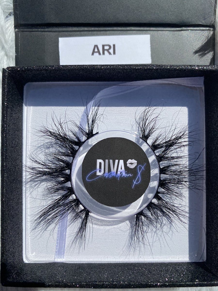 DivaCollectio10's tweet photo. HERE’S OUR 22 MM LASHES 😻😻😻 https://t.co/BmNXSChGWD