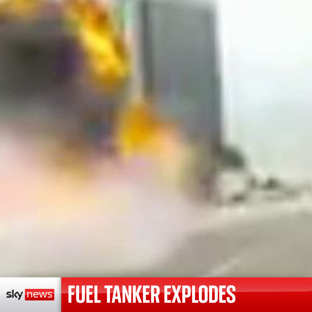 Sky News on Twitter "Fuel tanker crashes and explodes on Michigan highway. The driver escaped