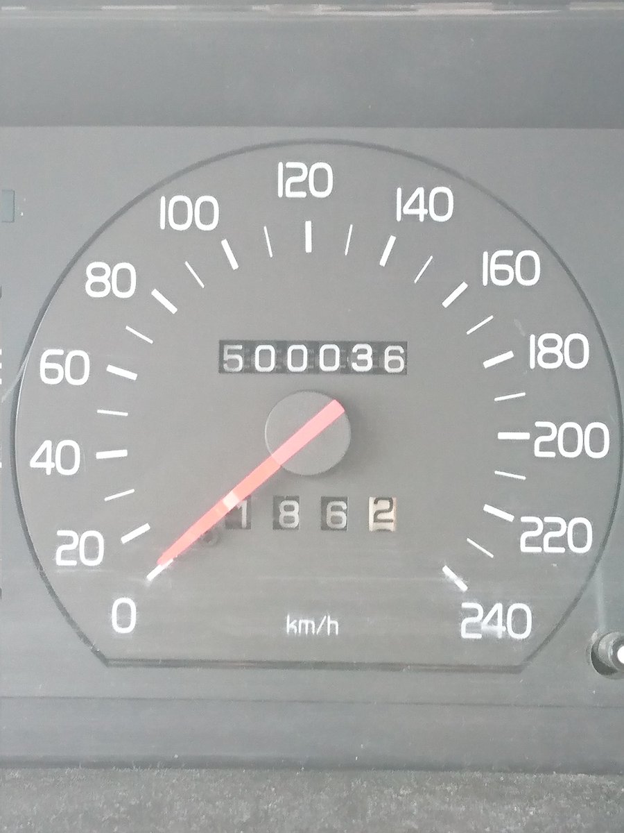 Moin, nachhaltig oder? Mein Autodoktor meint das es noch 300.000tsd. Kilometer so weiter gehen kann. Selbst die 1sten Bremsleitungen sind noch wie neu.