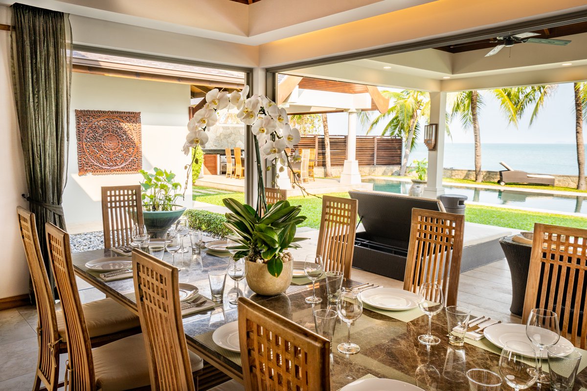 MiskawaanVillas's tweet photo. Come “home” to a beautifully laid table and a delicious meal prepared by your private chef – when you stay with us, we take care of every detail so you can enter full relaxation mode.

✉️ reservations@miskawaan.com 

#miskawaan #kohsamui #thailand #rediscoversamui #luxuryvillas https://t.co/ZxsLuYo6tG