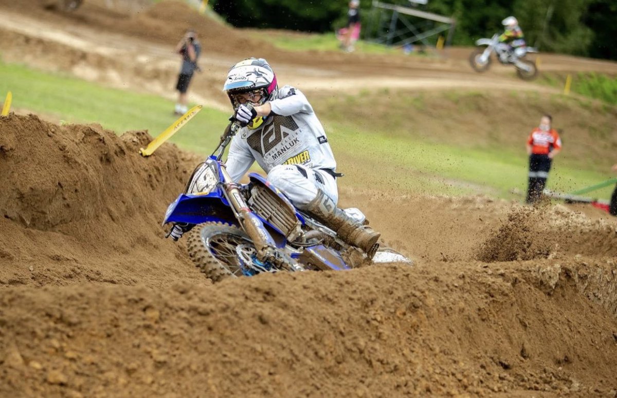 AnswerRacing76 tweet picture