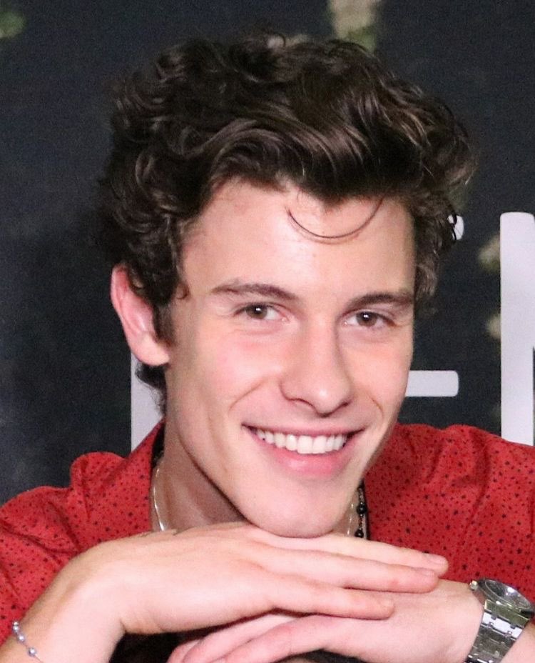 ⠀

                     สวัสดีวันอังคาร 🍎

⠀