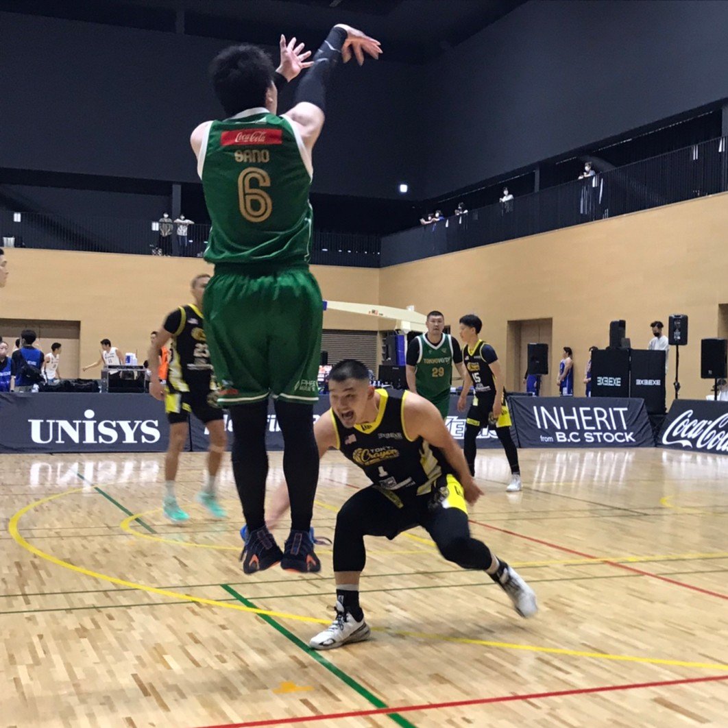 東京ヴェルディ3x3バスケットボール 佐野隆司 選手の2ポイントシュートの一瞬を 写真に写った姿がブレていないことからも ジャンプの最高到達点で止まった時に打っているのがわかりますね 3x3 3x3exe Basketball 東京ヴェルディ3x3 東京ヴェルディ3x3バスケットボール 佐野隆司 選手の2ポイントシュートの一瞬を 写真に写った姿がブレていないことからも ジャンプの最高到達点で止まった時に打っているのがわかりますね 3x3 3x3exe Basketball 東京ヴェルディ3x3