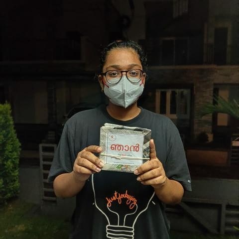 AtyantikaM's tweet photo. We've distributed more than 700 packets in 4 languages to more than 60 menstruators in 6 communities. I am ~emotional~ 
#menstruation #mhm https://t.co/KxAKwOYINu