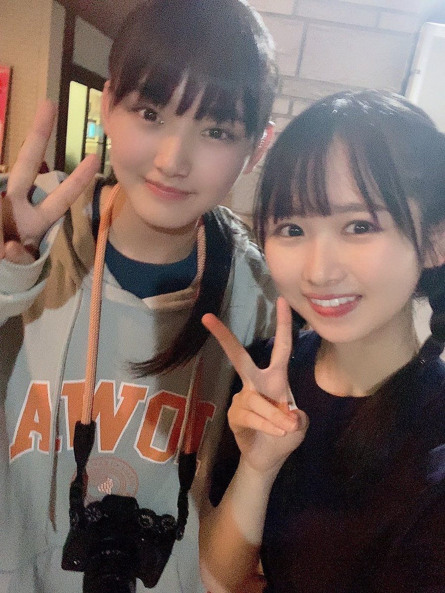 TambTamable's tweet photo. ひなのが櫻坂の子と写真撮ると急に文化祭で2ショお願いしてくる女の子感出るの良すぎるまぁそんな経験は無いのですが https://t.co/YQ2QU0muo1
