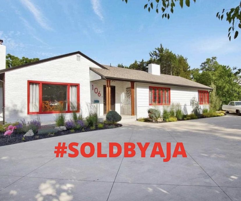 aja_realtor's tweet photo. This was definitely a fun one! Congratulations to my client on the successful close of this killer house. Let the party begin!
#soldbyaja #ajalists316 #ICT #welcomehomeict #wichitarealestate
#wichitarealtor #madmenstyle https://t.co/nrhfSbg0lP