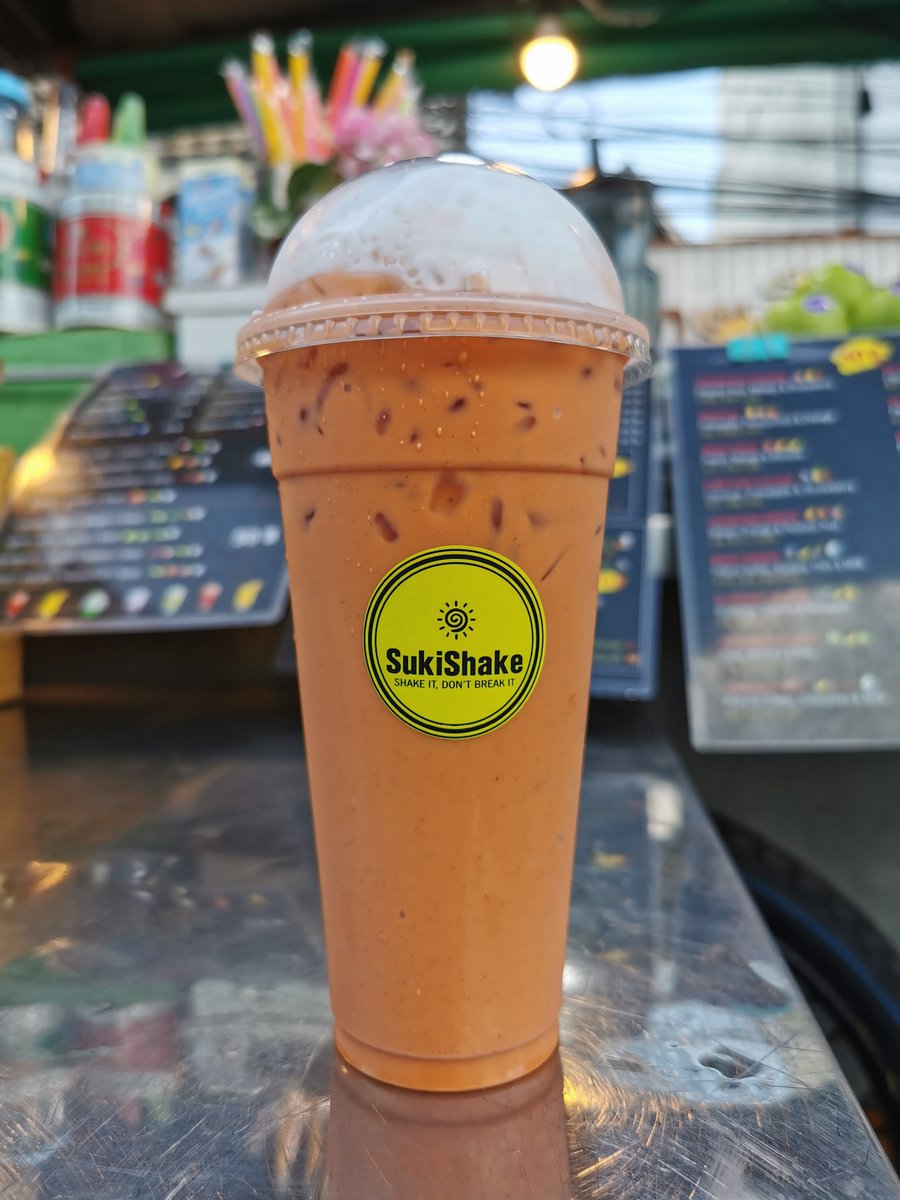 MiniSuki5's tweet image. My small business SukiShake in Chiang mai 😊 Hope to make smoothie and Thai Ice tea for everyone someday when you can visit Thailand again!!

#smoothie #milktea #Thailand #chiangmai