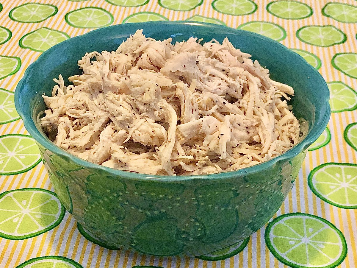 Cooking with Convenience (@withconvenience) on Twitter photo SLOW COOKER LEMON PEPPER CHICKEN πππ₯
βββββββββββββββββ-
This Slow Cooker Lemon Pepper Chicken is such an easy dinner for a busy weeknight meal! We ate ours over rice for dinner, then on a tortilla as a wrap for lunch π delicious!
cookingwithconvenience.com/2021/07/12/sloβ¦ SLOW COOKER LEMON PEPPER CHICKEN πππ₯
βββββββββββββββββ-
This Slow Cooker Lemon Pepper Chicken is such an easy dinner for a busy weeknight meal! We ate ours over rice for dinner, then on a tortilla as a wrap for lunch π delicious!
cookingwithconvenience.com/2021/07/12/sloβ¦