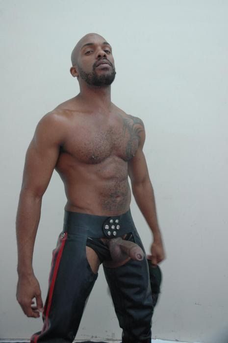 leather_mx tweet picture