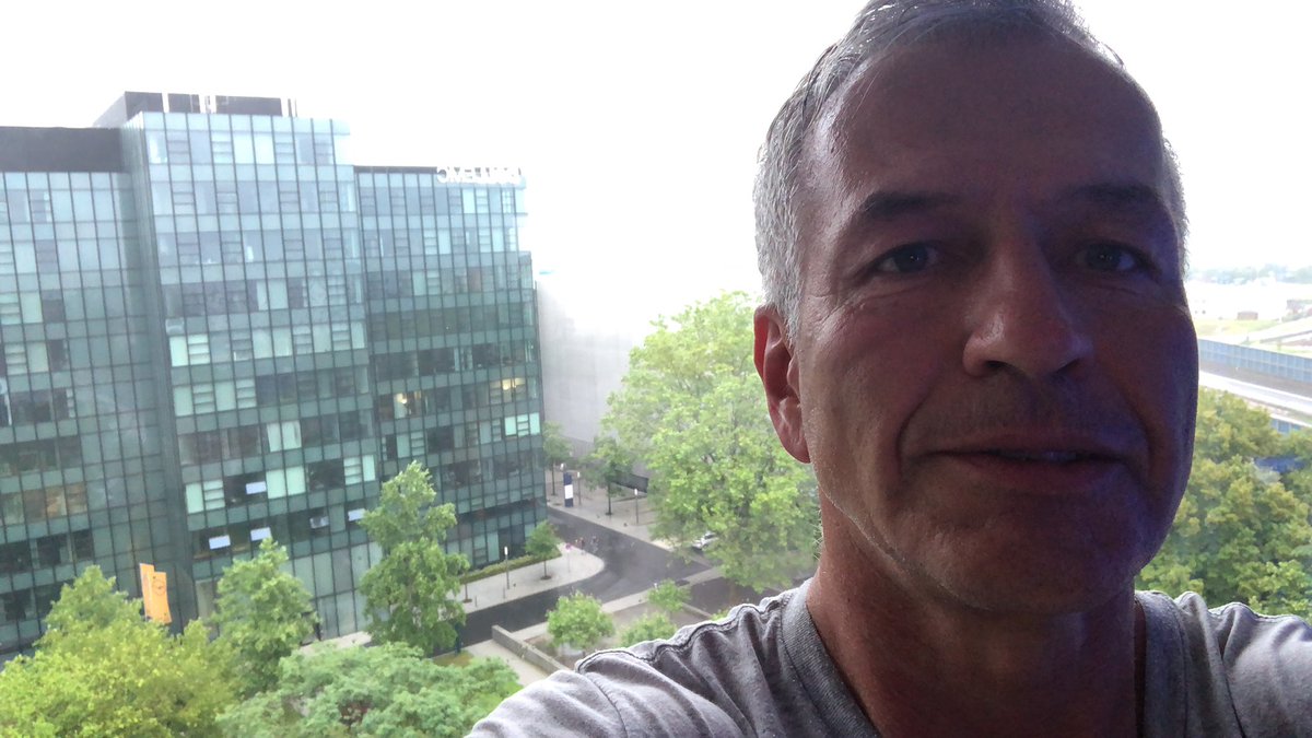 Here I am again in my favorite Frankfurt hotel. Where are the #burpeemonsters @StefanSchmugge and <a href="/RudolfRosentri1/">Rudolf Rosentritt</a> ?