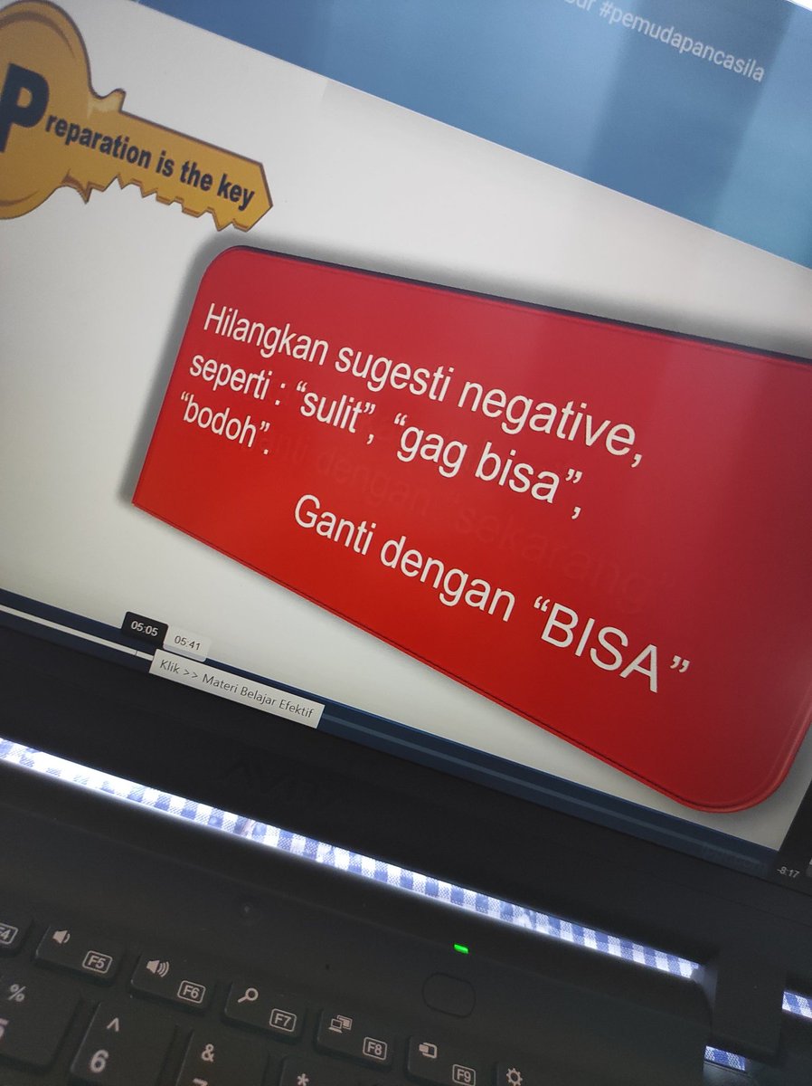 Gangsal—강살 on Twitter "Kalo pas stress, ngadep kaca terus bilang " Aku