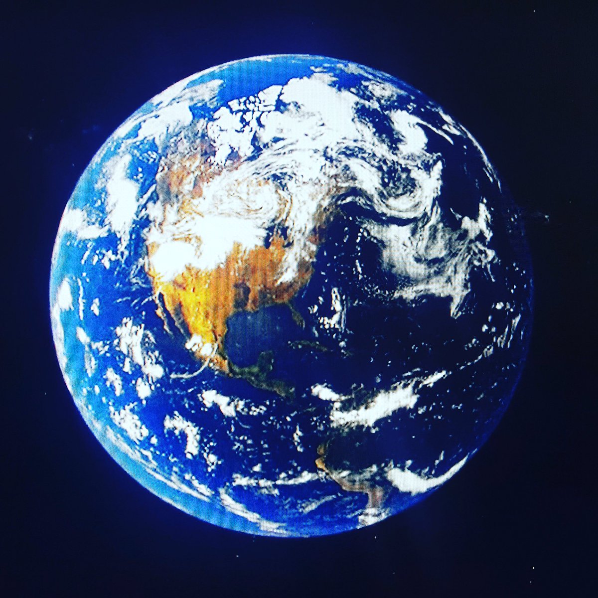 wiser_wiz's tweet image. Humans💕🌍We need to love each other &amp;amp; help each other! Clean up our planet &amp;amp; stop killing each other! We can share our knowledge globally &amp;amp; save the World🌍💕
#lookatus 
#Sameplanet 
#samerace 
#oneplanet 
#OneRace 
#HumanRace 💕🌍