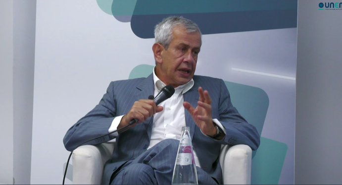 assoambiente's tweet photo. 🗣 Il Presidente @chiccotesta a @unem_it | Il #combinatodisposto può anche essere peggiore. La #bordertax porterà un aumento dei prezzi interni. Vediamo come reagiscono gli altri: se la Cina risponde con un altro dazio, allora il combinato disposto diventa tremendo. https://t.co/EPVgFmaPpj