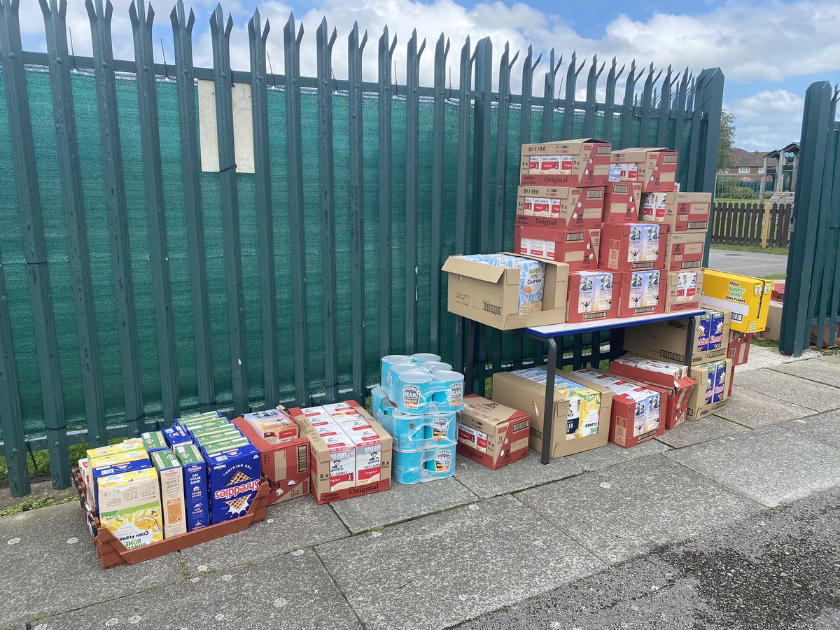 Ranworth Square Primary School (@ranworthsquare) on Twitter photo Lots of cereal, porridge & beans available today for anyone in the community who needs it. Please come along and help yourself and pass to anyone you know who may need some help. #WeAreRanworth @SI_Liverpool <a href="/sreddy100/">steve reddy</a> <a href="/EducateMag/">Educate Magazine</a> <a href="/NGCAlliance/">Norris Green Community Alliance</a> <a href="/NGPFriends/">Friends of Norris Green Park</a> <a href="/bazkush/">Barry Kushner</a> <a href="/CobaltHousing/">Cobalt Housing</a> Lots of cereal, porridge & beans available today for anyone in the community who needs it. Please come along and help yourself and pass to anyone you know who may need some help. #WeAreRanworth @SI_Liverpool <a href="/sreddy100/">steve reddy</a> <a href="/EducateMag/">Educate Magazine</a> <a href="/NGCAlliance/">Norris Green Community Alliance</a> <a href="/NGPFriends/">Friends of Norris Green Park</a> <a href="/bazkush/">Barry Kushner</a> <a href="/CobaltHousing/">Cobalt Housing</a>