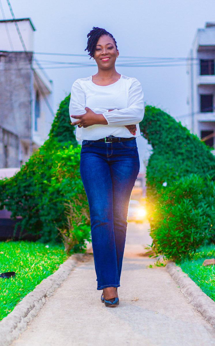 Hello cher mien,
"Même si la liste de ceux qui ont des doutes à ton sujet ou de ceux qui te lâchent en chemin s'allonge,persévère dans ton rêve
 Ton rêve est le plus important."
Excellente et victorieuse semaine 
#Inspiration