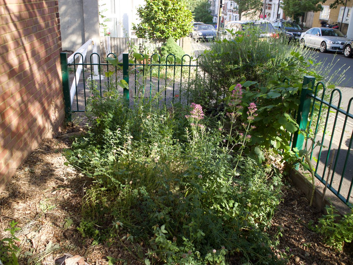 S.L.U.G. tweet media