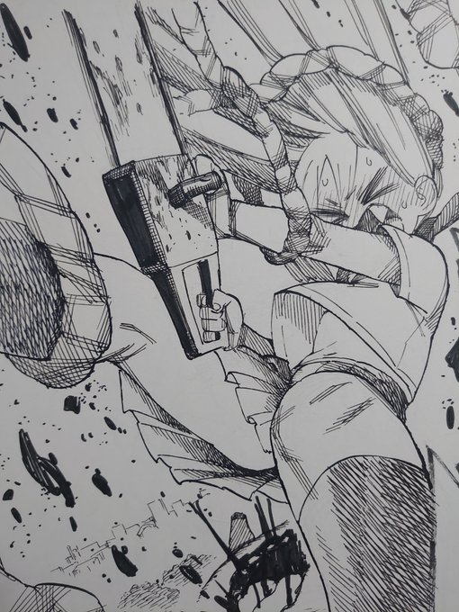 腸にまみれながらチェーンソーを振り回す女の子描いてる 