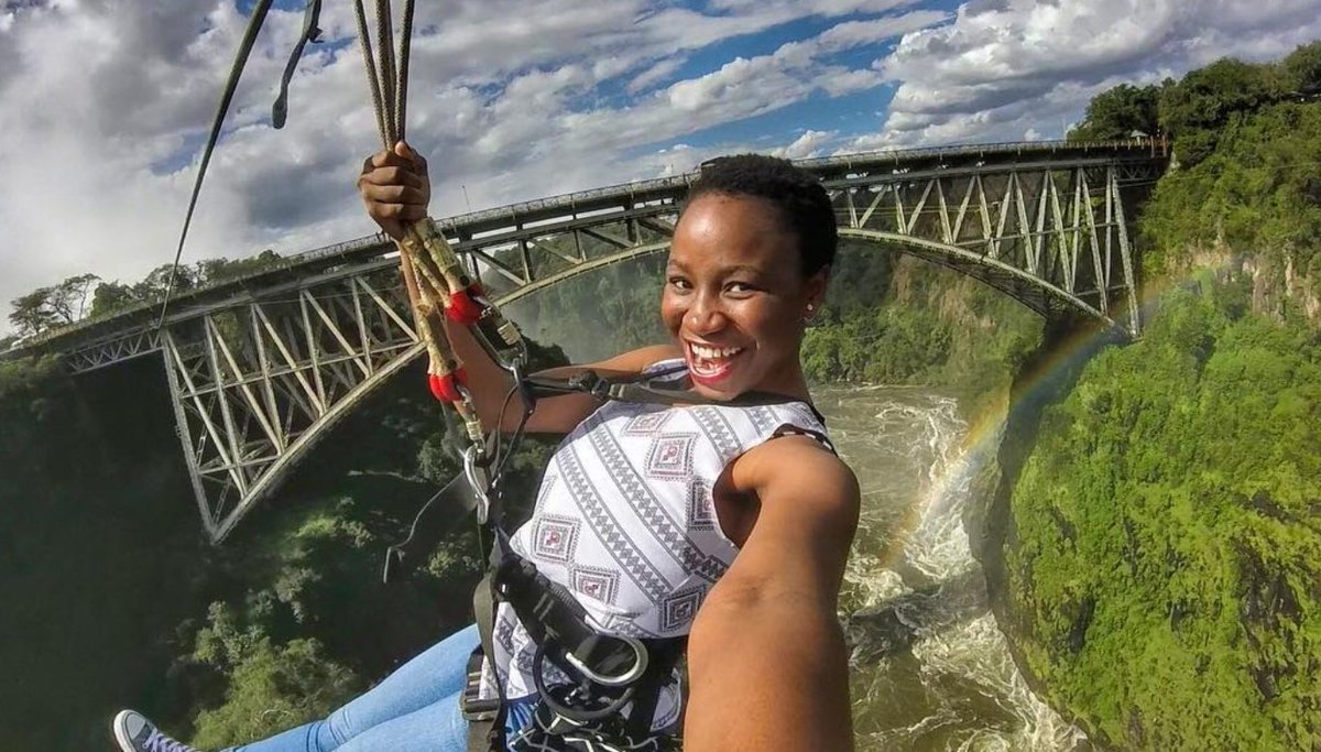 ZimBho_Official's tweet photo. 3/3 The magic of the bridge can be experienced through bridge slides, guided tours &amp; thrilling bungee jumps for adrenaline junkies. When #TimeForTravel comes, take time to tour the Victoria Falls Bridge &amp; experience the activities!
#ZimBho👍
#StaySafeZim
📸 @Shearwater_bungee https://t.co/EmjAXkWUgT