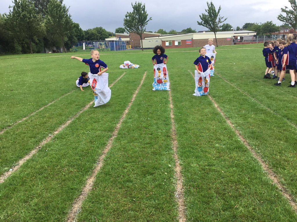 Hadrian_Park's tweet photo. #HPPS2BTurtles  #sportsday2021 We had so much fun yesterday. https://t.co/C8iIfA6QKk