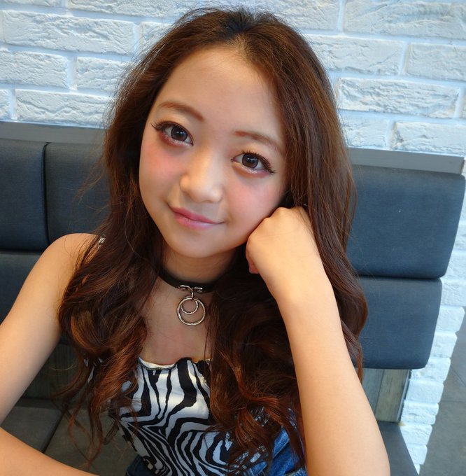 Twitterのコスプレ画像15