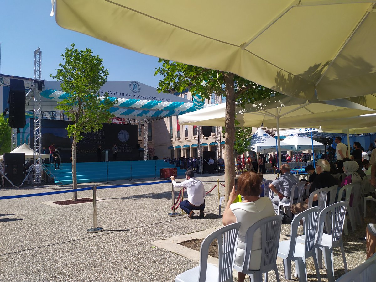 🔴 CANLI YAYIN

AYBÜ'de bugünkü İlk törenimiz Diş Hekimliği Fakültesi mezunları için başladı🎓

<a href="/profdriaydinli/">Prof.Dr.İbrahim AYDINLI</a> 

#ÜniversitemAYBÜ 

youtu.be/3q2uxyGl5bY