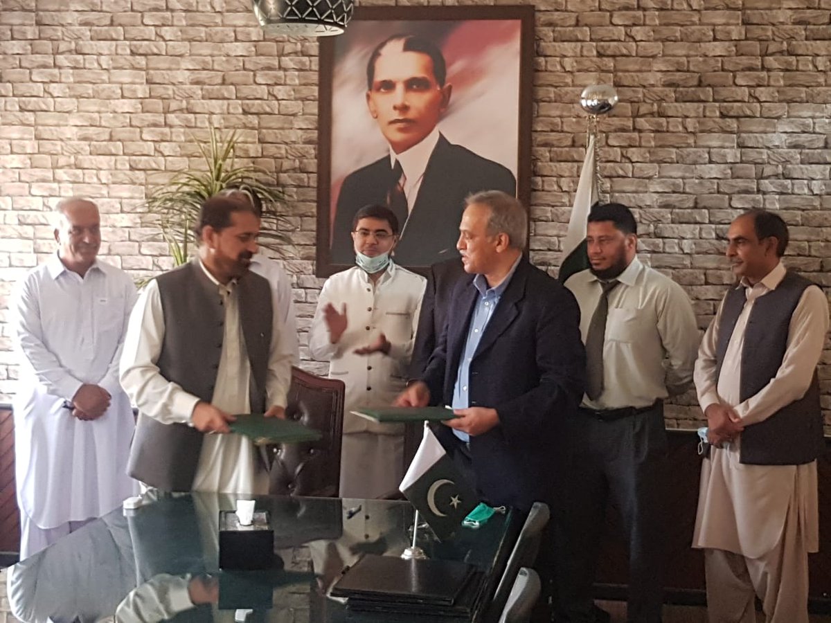 HigherDept's tweet photo. SIGNING OF (MOU) B/W INSTITUTE OF CHARTERED ACCOUNTANTS OF PAKISTAN &amp;  COLLEGES HIGHER &amp;TECH EDU DEPT BALOCHISTAN
The Institute of Chartered Accountants of Pakistan, represented by President ICAP and the  Colleges Edu represented by Secretary Mr. M Hashim Ghilzai signed a (MOU) https://t.co/Uu4Lx4LeEP