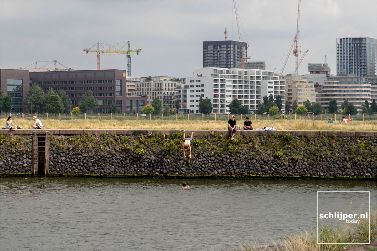 schlijper's tweet photo. Het Stenen Hoofd
09.07.2021 15:55 #Amsterdam #HetIJ https://t.co/8kZFe5K6t0