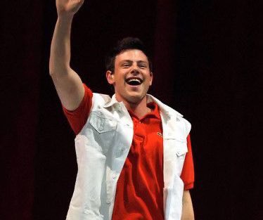 kingcoblaine's tweet photo. // cory’s passing , cory’s anniversary 
-
-
-
-

a smile that touched the hearts of so many 🤍🥁

#8yearswithoutcorymonteith 
#8yearswithoutcory https://t.co/0XJTACw12M