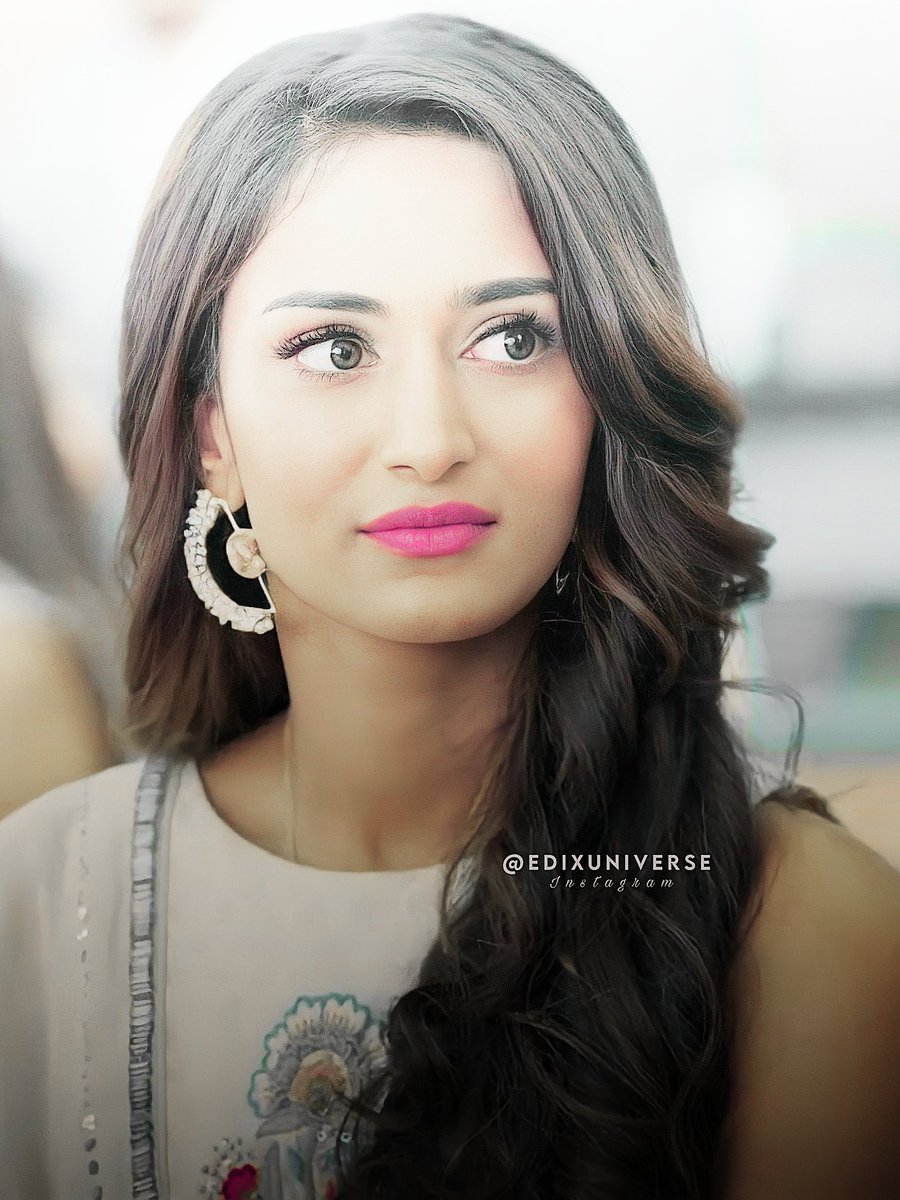 multieditxx's tweet photo. @IamEJF

#devakshi #devakshimoments #shaheersheikh #shaheernsheikh #ericafernandez #ericafernandes #sonytvofficial #kuchrangpyarkeaisebhi #devsona https://t.co/iF3oDNqUJh