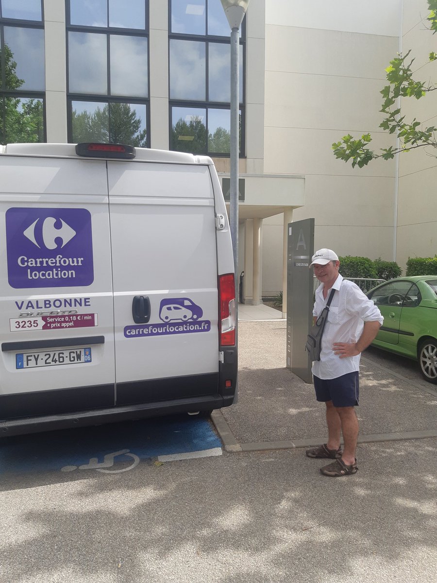 Un indice pour le déménagement de <a href="/codesna/">Codesna</a> : les nouveaux bureaux sont à  @Sophia50ans <a href="/BusinessPole/">Business Pole</a>. Merci Alexandra et Amandine pour l excellent accueil ! <a href="/SCEntreprises/">SophiaClubEntreprise</a> <a href="/MaRegionSud/">Région Sud</a>