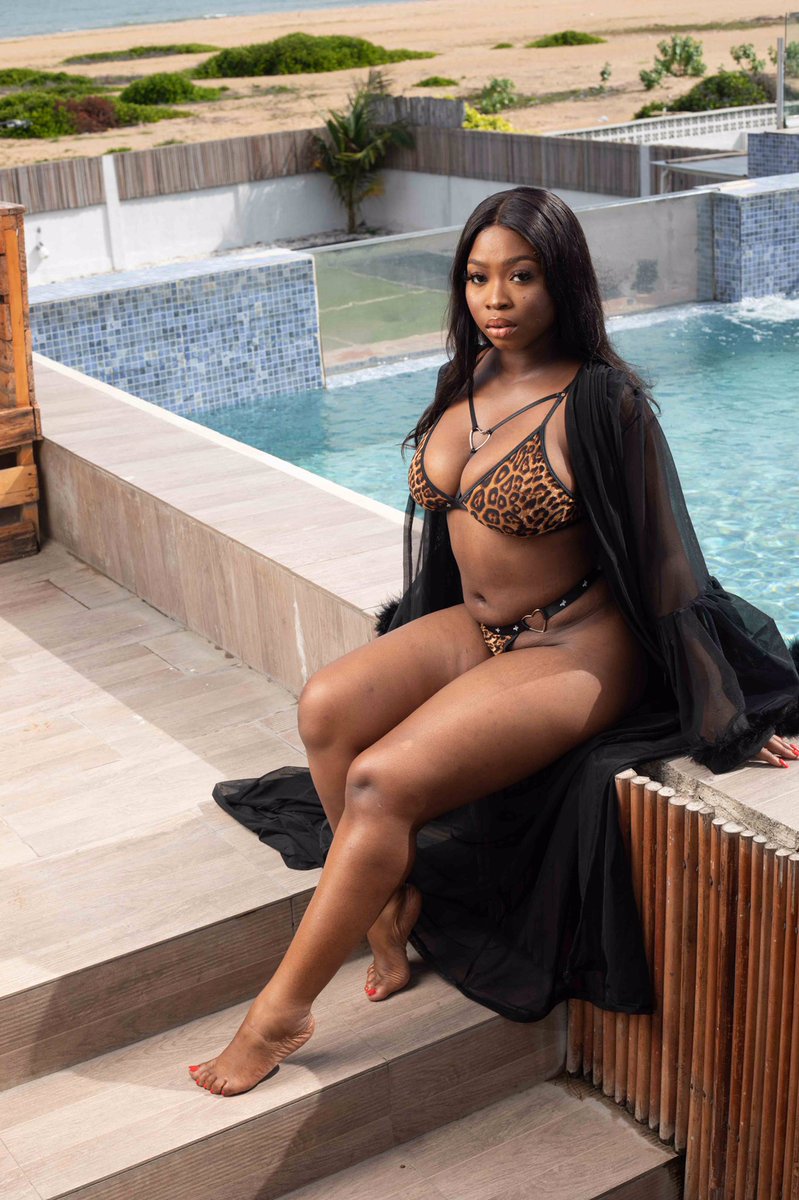 ArdourbyMfc's tweet photo. If you’re not in a bikini, you’re overdressed! 😋😉
Model wears the ✨Summer bikini✨shop for N14,900🛍️
#MFCSummerCollection #MFCGang https://t.co/VWN66N03pP