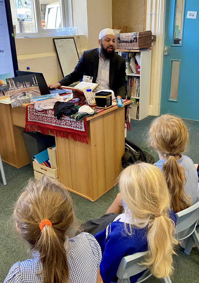 hackforthschool's tweet image. We enjoyed welcoming Mr Imran Kotwal into school for fascinating workshops. We are pleased he enjoyed reading our thoughtful letters. @Muslimlearners @LWensleyChurch @rdChrisLawton @LeedsAnglicanEd More purposeful non fiction writing across the curriculum @jdurran