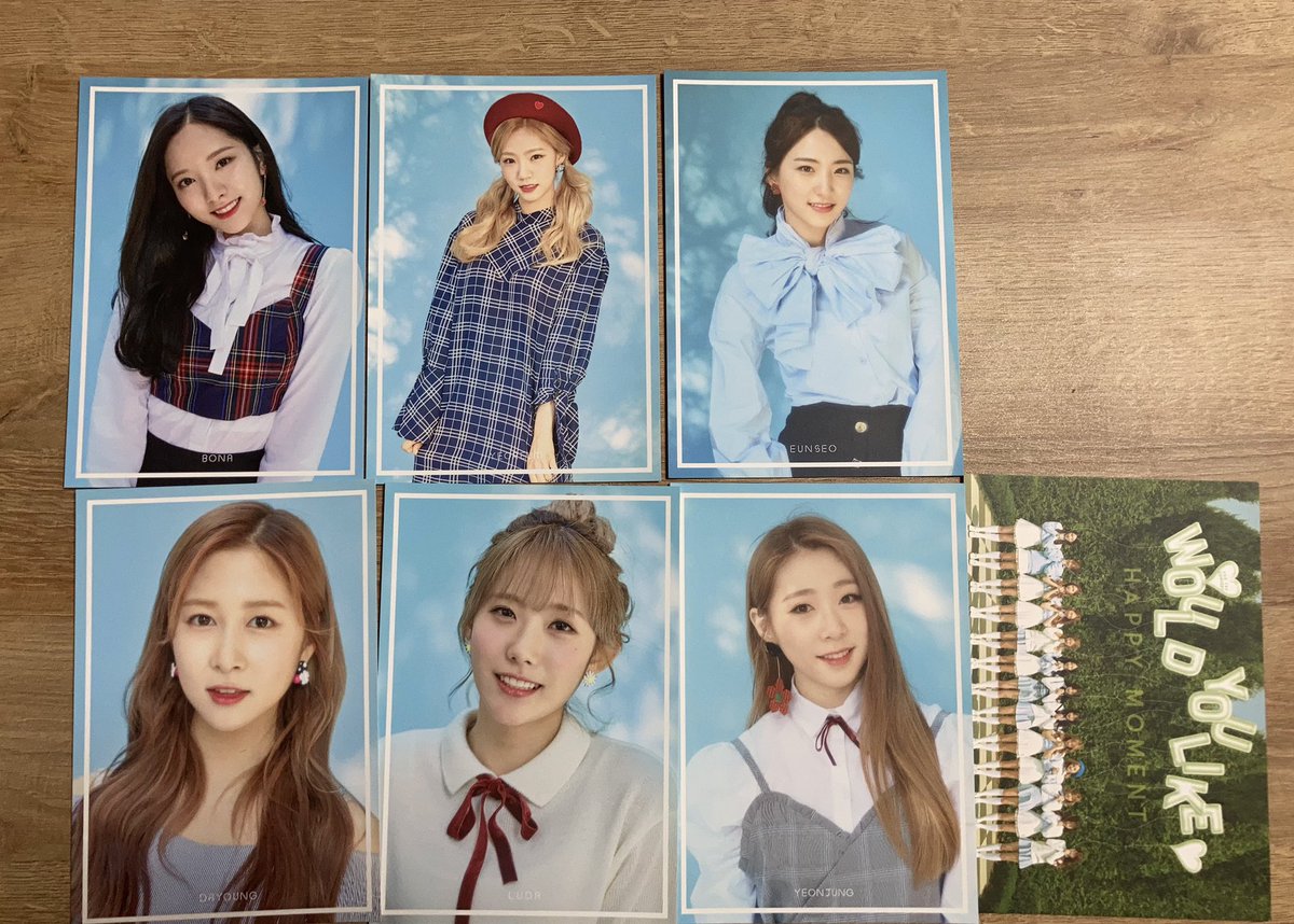 f5_ndt's tweet photo. 우주소녀 콘서트 엽서 양도합니다!
디엠주세요!
설아 엑시 보나 수빈 다원 여름 은서 다영 루다 연정 포카 https://t.co/lBlrl9yrQz