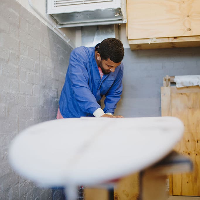 9MilesProject's tweet image. When you support our Surfboard Repair Bay you are not only providing job &amp;amp; skills development opportunities for youth, but are guaranteed professional service &amp;amp; quality workmanship as well 👌
Contact us for more info,or book your board in at our shop at #StrandfonteinPavilion
