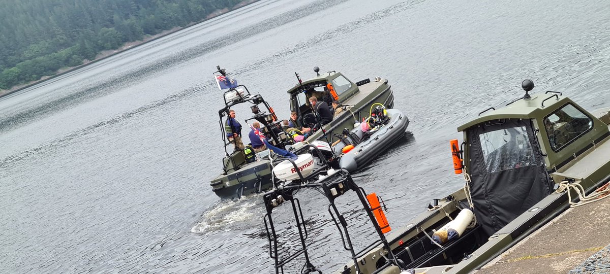 ArmydiverRE's tweet photo. Divers from @Kinloss_Bks, @32EngrRegt &amp; @71_Engr_Regt  completed the mammoth task, Fort Augustus to Inverness. Sub surface navigation Ex HARDNESS FIN between
1510Hrs Wed 7th - 0030Hrs Fri 9th July. No sighting of 🐉. @53FdSqn @34Squadron  @60Sqn @Proud_Sappers https://t.co/IwteSydcDD