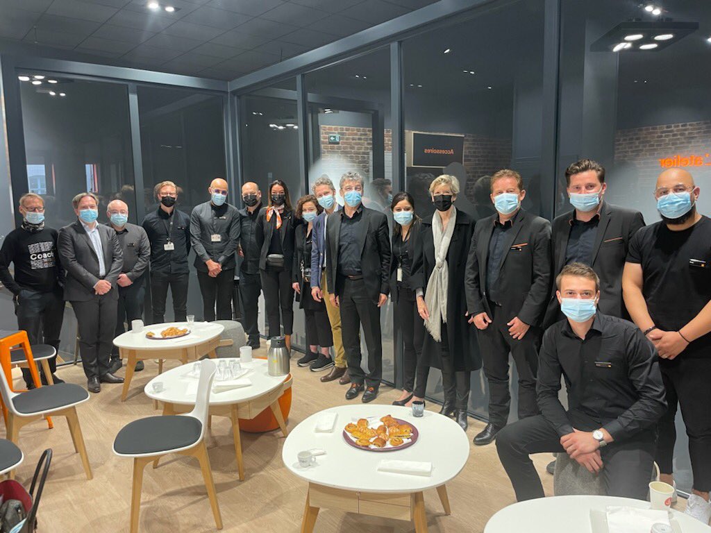 Fabienne Dulac (@fabiennedulac) on Twitter photo Avec l’ouverture de la #5G à <a href="/lillefrance/">Ville de Lille</a>, les 29 plus grandes métropoles françaises ont désormais accès à la 5G <a href="/Orange_France/">Orange France</a>. Pour les entreprises, fière d’inaugurer le Orange 5G Lab Lille Metropole dédié à l’innovation, qui permettra de s’approprier les bénéfices de la 5G Avec l’ouverture de la #5G à <a href="/lillefrance/">Ville de Lille</a>, les 29 plus grandes métropoles françaises ont désormais accès à la 5G <a href="/Orange_France/">Orange France</a>. Pour les entreprises, fière d’inaugurer le Orange 5G Lab Lille Metropole dédié à l’innovation, qui permettra de s’approprier les bénéfices de la 5G