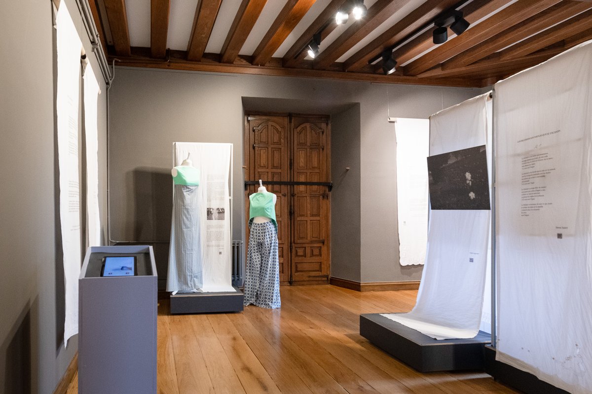 mujeresalgodon's tweet photo. La exposición de Bergara en imágenes 🤍
📍: @BergaraMuseoa 
📷: @argindar 

#Mujeresdelalgodón #historiasdevida https://t.co/6j8mpHXwBS