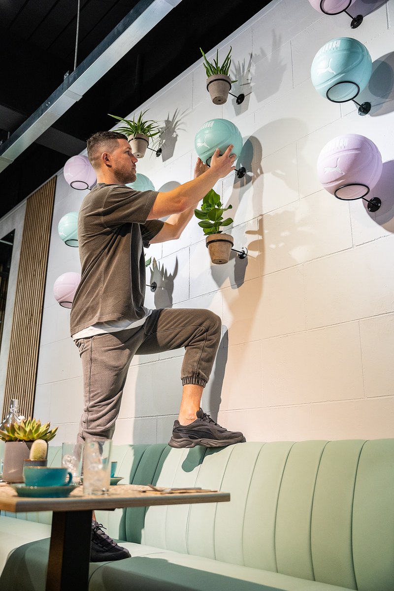 LightonMH tweet media