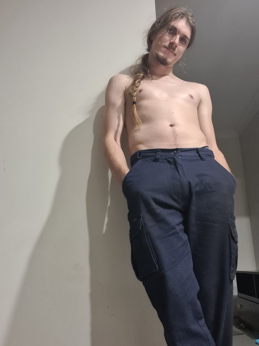 Done with work and ready to get these clothes off Follow if you are interested in see me after ;) my<a href="/tag/nsfw"class="tags"><span>#nsfw</span></a><a href="/tag/onlyfans"class="tags"><span>#onlyfans</span></a><a href="/tag/onlyfansmale"class="tags"><span>#onlyfansmale</span></a><a href="/tag/onlyfans1"class="tags"><span>#onlyfans1</span></a>