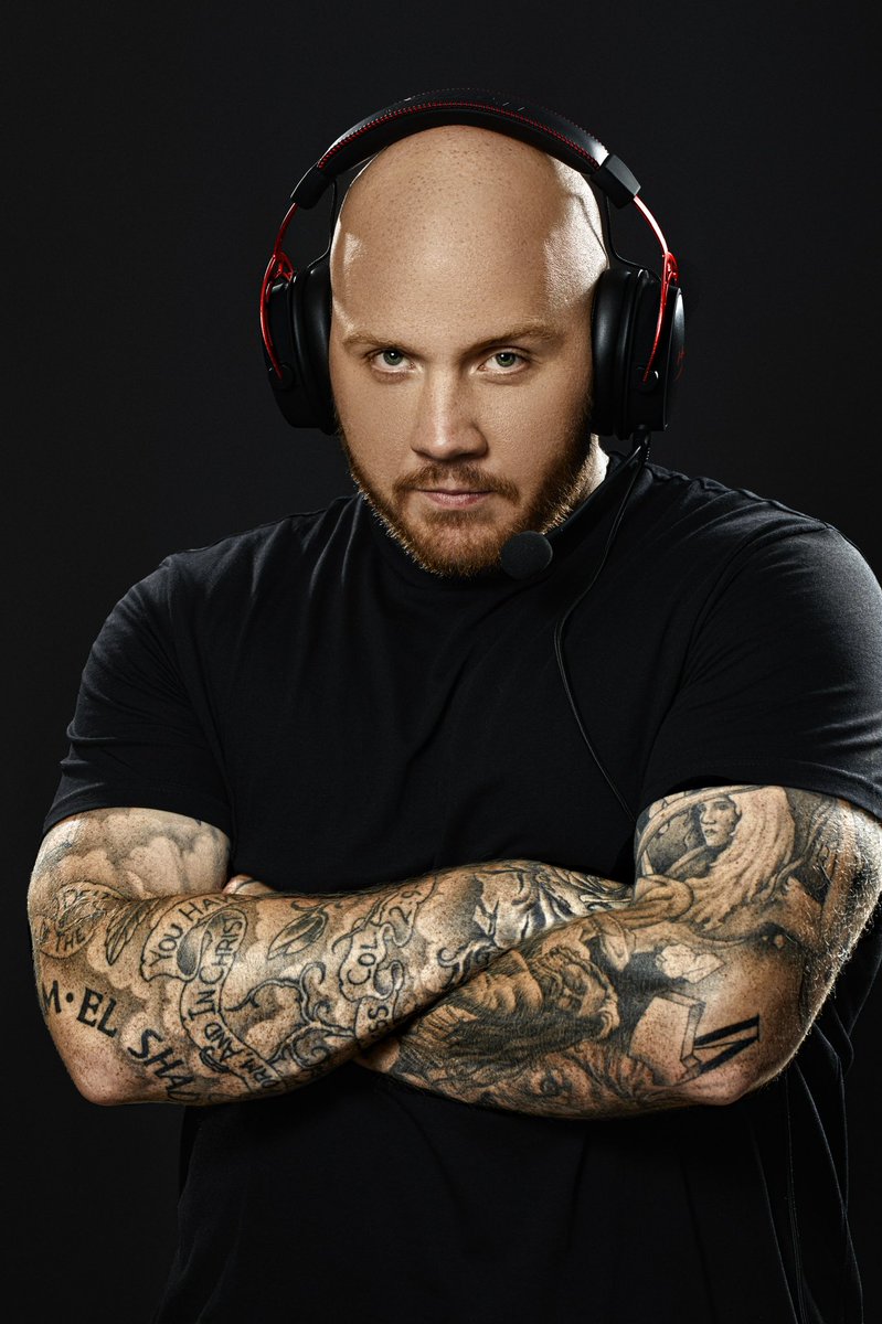 timthetatman👑 tweet media