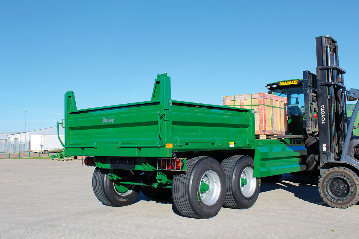 BaileyTrailer's tweet photo. Our Construction Trailer range is specially made for the rigours of everyday work on construction sites, building sites, builders yards &amp; quarries.
See more: https://t.co/Foo1827wBY

#ConstructionTrailers #TipperTrailer #DumpTrailer #FuelBowser #LowLoader #DropDeck #Construction https://t.co/uyjqrgJs1g